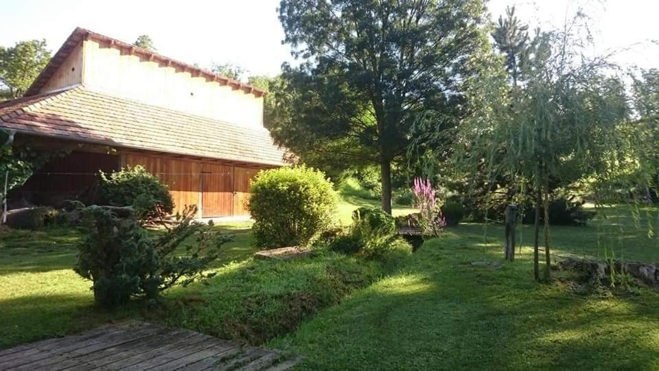 Вілла Nyugalomsziget Kotcse Екстер'єр фото